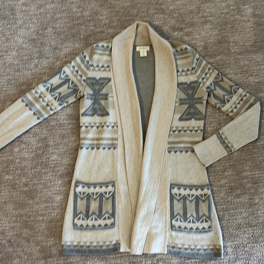 Size Small women’s long cardigan, Kaisley GUC